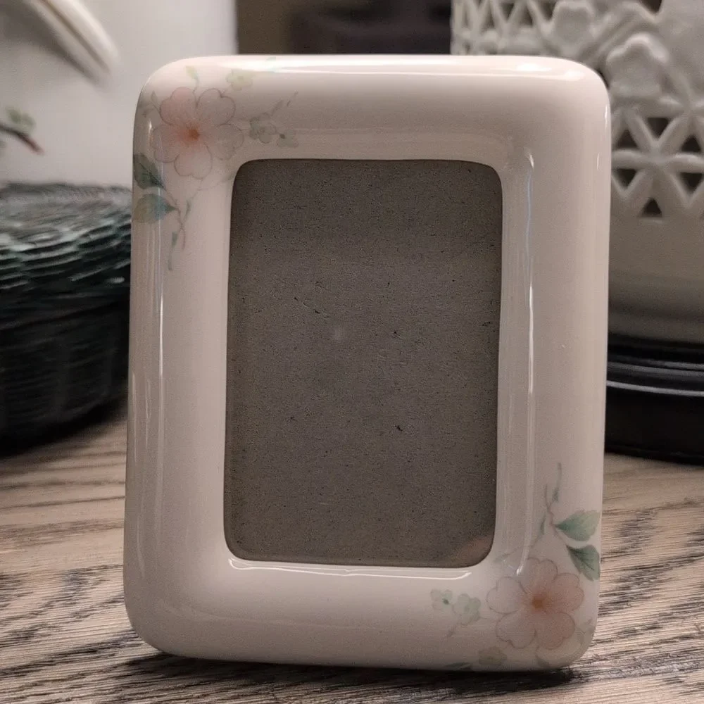 Vintage Floral Ceramic Photo Frame